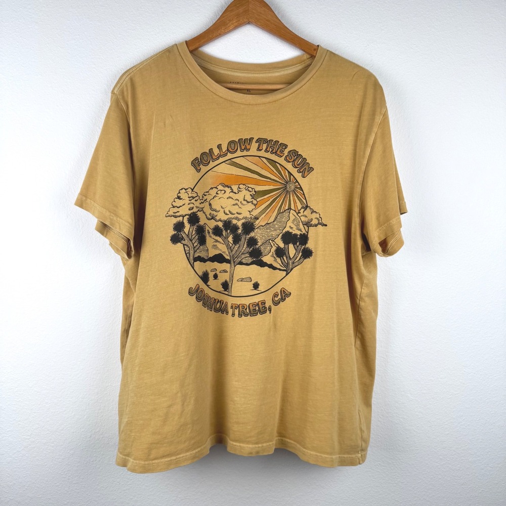 Lucky Brand Joshua Tree Tee Womens XL Yellow Excellent Boho Desert Graphic